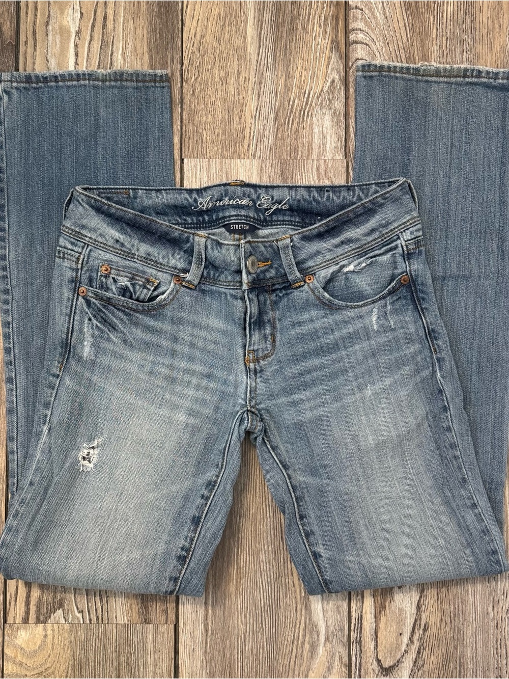 American Eagle Outfitters Women's Light Blue Flare Jeans
